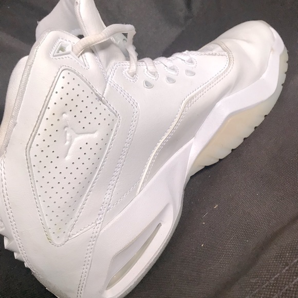 White Nike Jordan B’Loyal - Picture 4 of 5